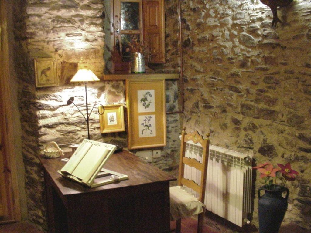 Hotel Rural El Urogallo Murias de Paredes ภายนอก รูปภาพ